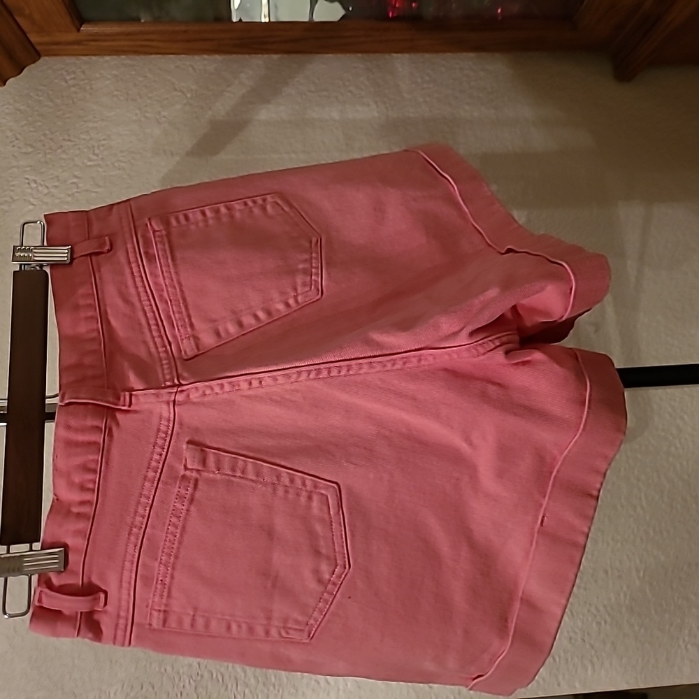 Shorts - Picture 5 of 10